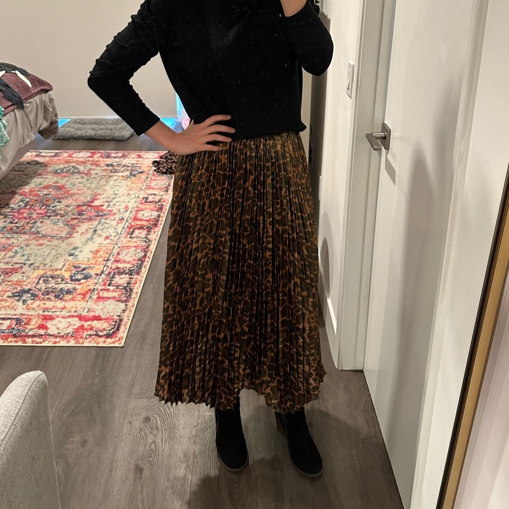 J Crew leopard print pleated skirt